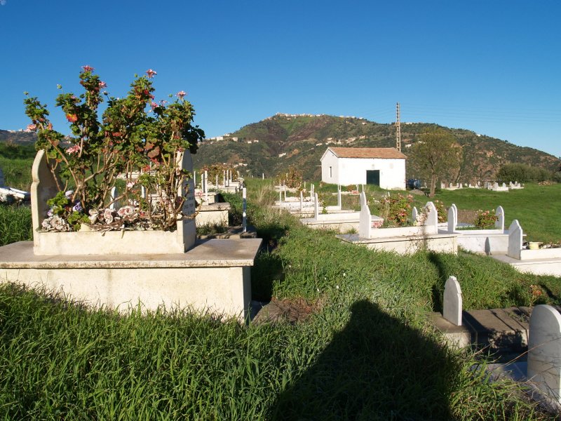 Condoléances aux familles touchées par le deuil à Ighil Igoulmimene