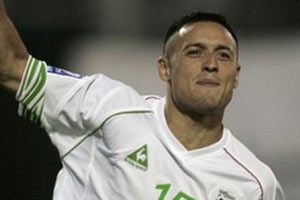 كريم زيانى و رياض بودابوز يعودان لقائمة المنتخب الجزائرى