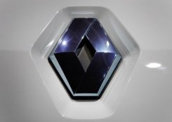 الجزائر: مصنع للحديد مع قطر واخر للسيارات مع فرنسا