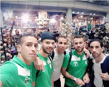 Les Crabes à pied d'oeuvre à Alger