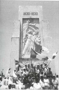 الحكومات الفرنسية التي أسقطتها الثورة