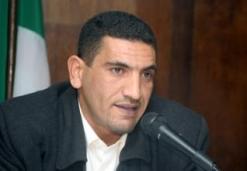 حذر من انفجار إداري بسبب صراعات ببلدية تيزي وزو              الأفافاس يراسل والي تيزي وزو لتسوية وضعية 271 عامل