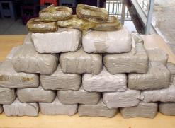 في عملية حجزت خلالها أزيد من 7 كيلوغرام من القنب الهندي              أمن سعيدة يطيح بأكبر شبكة تروج المخدرات بالولاية