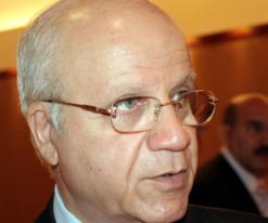 ردا على إشاعات أجنبية الجزائر تنفي دفعها فدية مقابل تحرير 16 بحارا من قبضة قراصنة الصومال