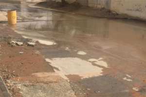 تسرب مياه الشرب يحول شوارع بجاية إلى أودية