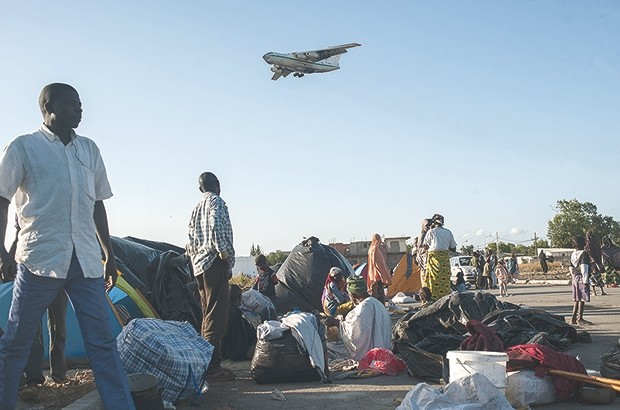 Les migrants maliens prêts à tout pour rejoindre leur pays