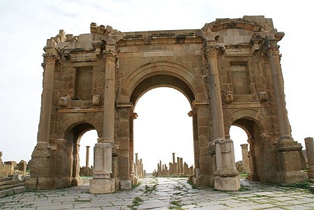 الجزائر تسترجع أكثر من 85 ألف قطعة أثرية مسروقة