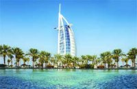 La cité du golfe Persique attire les Algériens