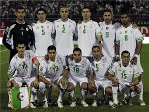 مدرب الجزائر : أرغب في فوز ثالث قبل إنتهاء 2011