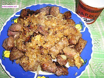 Foie à la sauce d'oignon