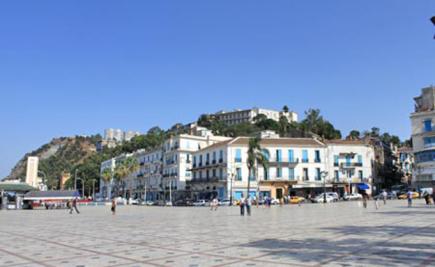 توزيع 75 قطعة أرضية للاستثمار السياحي بسكيكدة