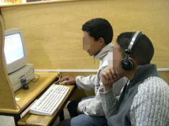 لا يتوفرون على سجلات تجارية ويعملون في الفترة المسائية فقط                80 مقهى أنترنت ينشط بطريقة غير شرعية بالشلف