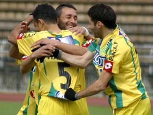 قمة بين شبيبة القبائل و اتحاد الجزائر