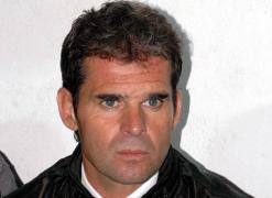 مدرب اتحاد العاصمة الفرنسي أولي نيكول                “آمل أن تكون أرضية 5 جويلية جاهزة والفوز بالداربي هدفنا”