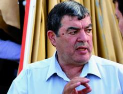 وعد بمنحة مغرية لإسقاط وفاق سطيف               حناشي: “سنحافظ على التعداد الحالي ودعمه بلاعب إفريقي أو اثنين”