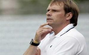 مدرب وفاق سطيف يتطلع لمواجهة فريقه السابق