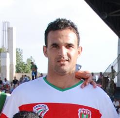 بورصة لاعبي أولمبي الشلف تنتعش               سرار وحناشي يريدان ملولي