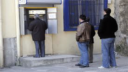 Manque de liquidités dans les banques