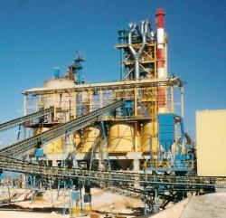 السلطات تخلي الطريق الوطني رقم 44 من محطات خلط الاسمنت بعنابة