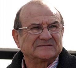 أولمبي الشلف لم يعد يقنع بميدانه               سعدي يعيد لقاء الحمراوة على لاعبيه