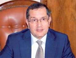 المدير العام لمجمع سونلغاز، نور الدين بوطرفة، لـ”الفجر”               “3 آلاف مليار سنتيم للقضاء على مشكل انقطاعات الكهرباء بالوادي”