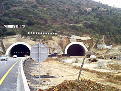 Tronçon autoroute Lakhdaria-Larbatache: Les tunnels de tous les dangers