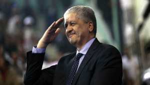 سلال يعصر الزيتون بسعيدة