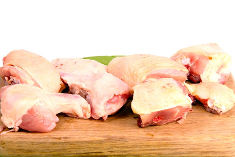 حجز لحوم بيضاء فاسدة