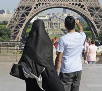 Vers de futures nuits de Cristal'