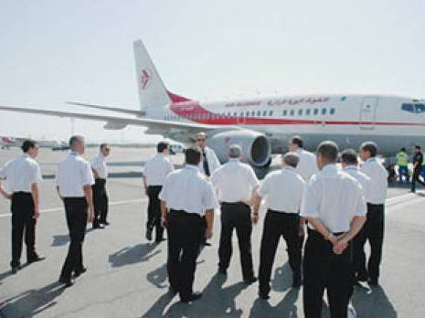 Les pilotes et le personnel navigant s'entredéchirent