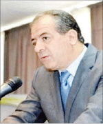 ولد علي يبرز من جيجل الأهمية الخاصة التي توليها الدولة للشباب