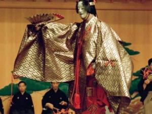 Le théâtre traditionnel Nô à Alger