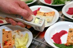 حصيلة نشاط مصالح التجارة بالبويرة للسنة الماضية               غلق 354 محل تجاري وتهرب جبائي فاق 9 ملايير سنتيم