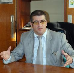 بسبب تأخر دفع رواتبهم وعدم تسوية وضعيتهم الإدارية               600 عامل بمفتشيات وقباضات الضرائب بالعاصمة يحتجون داخل وزارة المالية