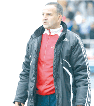 مدرب شبيبة بجاية يبحث عن بداية قوية ويمدد السيسبانس