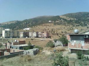 طرقات الزبوجة بالشلف تتحول إلى ورشة للأشغال و غش المقاولات المكلفة بالإنجاز