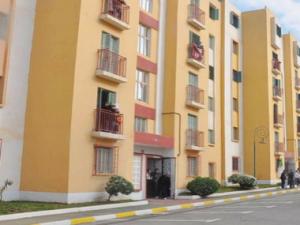 غضب شعبي في الشطية  بعداستفادة عازبات وميسورين من سكنات!