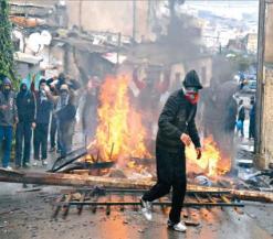 إثر مقتل شابين برصاص فرقة مكافحة الجريمة داخل النسيج العمراني               أحياء تبسة تنتفض ضد  تجاوزات رجال الأمن