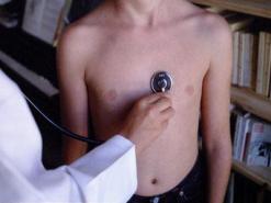 أمراض العيون وقصر النظر في مقدمة مشاكل الصحة المدرسية               خضوع 23 ألف تلميذ للفحص بوحدات الكشف بسيدي بلعباس