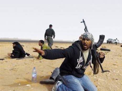 L'après-El Gueddafi dans la douleur