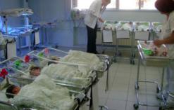 فيما تم تسجيل وفاة مشبوهة لطفلين               أمن أم البواقي يحقق في وفاة طفلة وثلاث حوامل