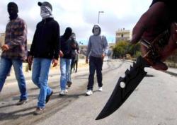 عصابة تعتدي على شابين وتسبب لهما إصابات متعددة بسيدي عاشور بعنابة