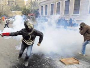 Les militaires sommés de partir