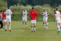 الشلف أصبح يتلقى أهدافا بطريقة ساذجة               مدوار قلق من تدني مستوى مدافعيه