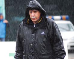 إدارة اتحاد العاصمة تقدم مدربها الجديد               مزيان إيغيل: “اتصالاتي مع سوسطارة انطلقت منذ رحيلي من الشلف”