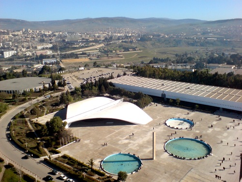 Université de Constantine - On reprend les mêmes et on recommence?