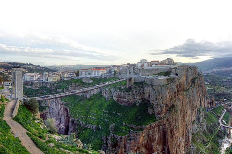 والي قسنطينة يقرر إنشاء خلية متابعة وتدخل