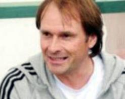 حشود وجحنيط سيشاركان وبن خوجة منتظر في التدريبات الأسبوع القادم               غيغر يبرمج لقاءا تطبيقيا ضد الآمال غدا قبل مواجهة الكأس أمام تبسة