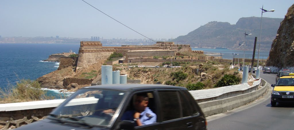 طريق الطنف الغربي لوهران