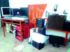 سيدي بلعباس               توقيف عصابة سطو على مركز التكوين بتلاغ ومقهى للأنترنت بأولاد ميمون